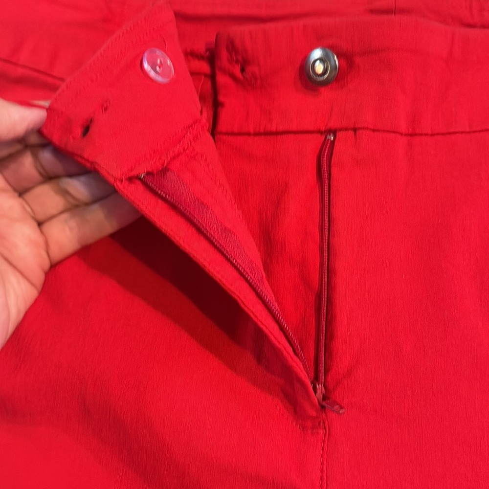 Women's Pull-On Stretch red Bermuda Short, Ruby Rd size 16 - Picture 3 of 9